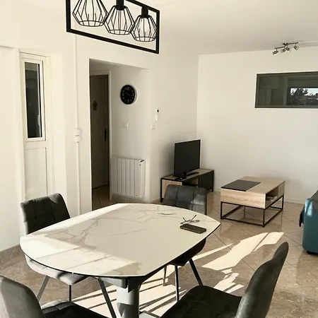 N57 Piscine Petanque Tennis Acces Apartment Bandol