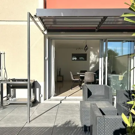 N57 Piscine Petanque Tennis Acces *