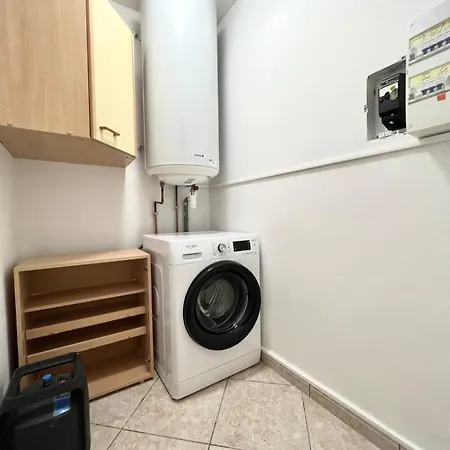 N57 Piscine Petanque Tennis Acces * Bandol