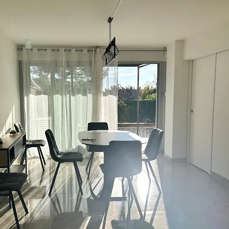 N57 Piscine Petanque Tennis Acces *